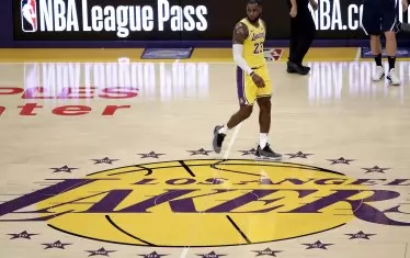 ЛеБрон Джеймс вече е в "Лос Анджелис Лейкърс", но не очаква да спечели титлата още в първия си сезон с тима.