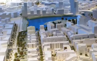 Езерният град от високо.