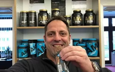 Днес германецът е собственик и управител на компанията "Амспорт", разработваща хранителни добавки. И работи за футболния "Ливърпул".