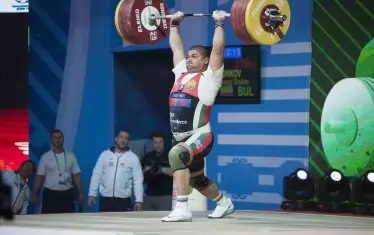 Георги Шиков отиде на световното в Ашхабат като европейски вицешампион, но завърши едва 15-и, победен от петима щангисти от група Б.