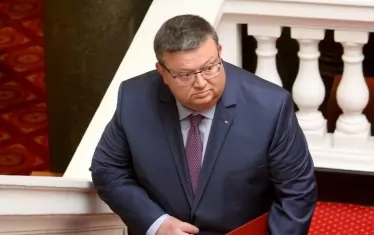 Главният прокурор знае кой е реалният собственик на "Юлен", но не го помни.