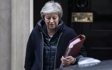 Тереза Мей загуби вота за сделката с ЕС, но спечели вота на недоверие. Днес ситуацията й е по-тежка от всякога. 