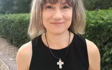  Има критика, но е бойкотирана 

