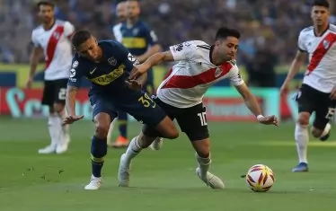 Играчите на двата тима често трябва да бъдат пазени от полиция преди и след мачовете.