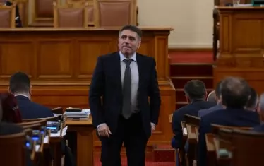 Депутатите спешно приеха промени в антикорупционния закон