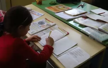 Към всяко дете трябва да се подхожда индивидуално - според причината за напускането му, за да може то да бъде реално задържано в клас.