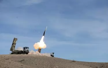  Иран засега спря ядрената си програма, но действията на сегашния президент Доналд Тръмп могат да принудят Техеран да я поднови. 