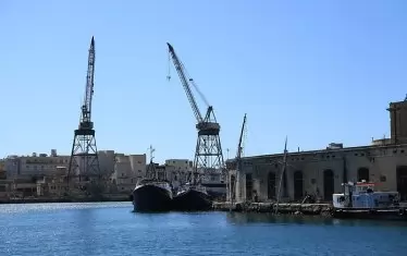  Малтийският кей Il-Moll Tal-Pont, където много от трафикантите имат свои бази.