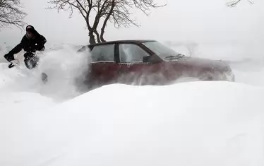 Лавина затвори пътя към хижа Вихрен