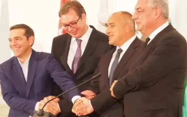  През миналия октомври във Варна се срещнаха сръбският президент Вучич (вторият отляво) заедно с правителстените ръководители на България, Гърция и Румъния.