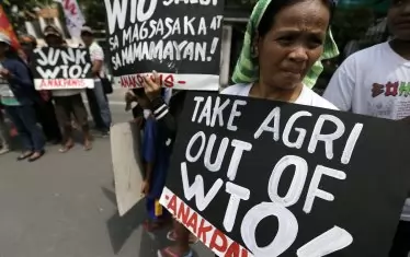 Бунтовете срещу наднационалните "правителства" обхванаха всички континенти.