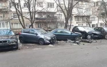 Мъж потроши 7 коли в опит да избяга от крадци в София