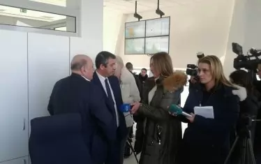 Шефът на Морската администрация Живко Петров и директорът на Граничната полиция Светлан Кичиков твърдят, че техните служители не били превишили правата си.
