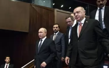 Руският президент Владимир Путин и турският му колега Реджеп Ердоган отново прекрояват картата на Сирия, преследвайки свои интереси.