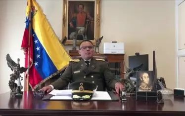 Полк. Силва: "Моето послание до всички представители на въоръжените сили, до всеки, който носи оръжие, е - моля ви, нека не атакуваме народа. Ние също сме част от народа и достатъчно подкрепяхме правителство, което предаде основните принципи и се продаде на други държави".