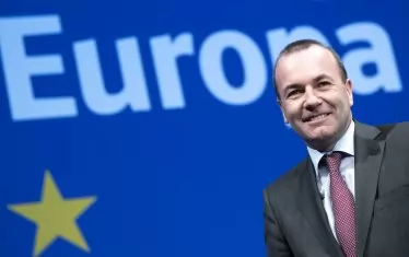 Ако Манфред Вебер бъде назначен за председател на ЕК, подкрепилите го ще поискат да си върнат инвестицията, а това сериозно ще отклони съюза от либералния му път, и то в момент, когато общността ни се възприема по света като либерален остров в бурното геополитическо море.