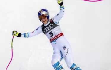 Американката ликува, след като успя да завърши последното състезание в кариерата си.