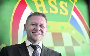  От доста време Крешо Беляк е един от най-отявлените критици не само на фашизоидните усташки проявления в Хърватия, но и на цялостната антилиберална тенденция в Европа.