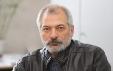 Разкъсват ни апатията, корупцията и законите еднодневки 
