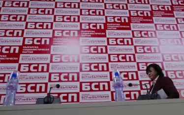  Големият губещ ще са левите в България, на които собствената им партия рекламира крайнодесните ценности на Орбан и политики, буквално съвпадащи с тези от програмата на неофашистите в Австрия. 