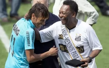 Неймар бе считан за играча, който може да настигне, а дори и да задмине Пеле. Поне засега това не се е случило.