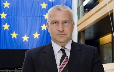  Един пропуснат полет =  един пропуснат мандат.