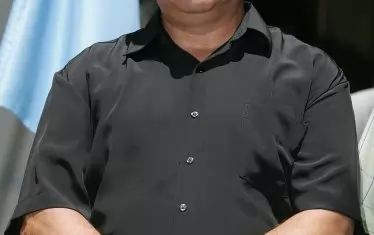 Мавзолеят падна при втория строг поглед на Бакърджиев. 