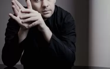 Евгени Божанов, пиано