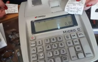 НАП все още не е отговорила на всички въпроси около касовите апарати.