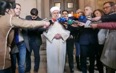  Главният мюфтия Мустафа Хаджи отказа да каже колко са дълговете на вероизповеданието със смешния аргумент, че не бил счетоводител.