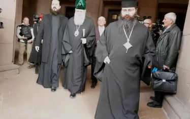 Въпреки щедрата субсидия, която има, патриархът напомни, че очаква помощ от правителството за реставрацията на катедралата „Св. Ал. Невски“ и други църкви.