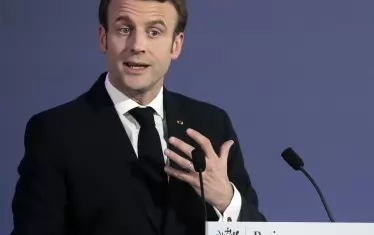 Наивно би било да очакваме лидерът на Франция да даде отговор на всички наши проблеми. Това, което неговото обръщение показва, е, че Европа е жадна за визионери. Няма нищо лошо в това да не сте съгласни с Макрон. Той точно това иска – дебати.