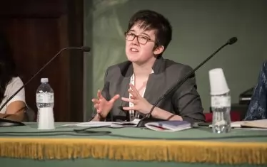  Младата журналистка Лайра Маккий е поредната невинна жертва в Ълстър. 