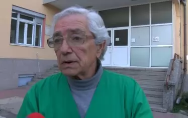  73-годишен лекар от Казанлък обяви тридневна гладна стачка, за да бъде чут, че здравеопазването в малките градове никога не е било толкова лошо.