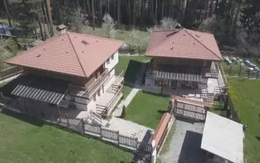 Къщите близнаци "Тара" в Юндола.