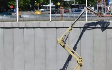 Машина работи височинно по булевард "Васил Левски".