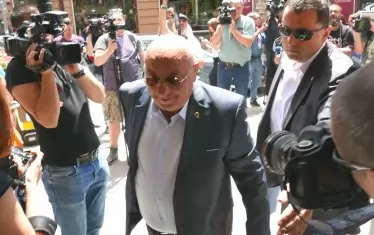  Георги Гергов е сред най-гръмогласните опоненти на Нинова, макар самият той също да има не по-малки прегрешения.