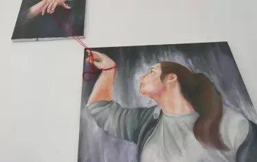 Произведения на възпитаниците на профилираната гимназия за изобразителни изкуства "Проф. Николай Райнов".