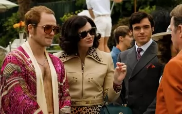  Брайс Далас Хауърд преминава без признак остаряване през трите десетилетия екранно време.