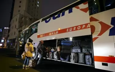 Млади и образовани хора сега напускат страните си с надеждата за по-добро бъдеще, но това нанася сериозни щети на родните им държави.