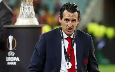 Мениджърът на "Арсенал" Унай Емери си тръгва невярващ със сребърния медал, след като е записал първата си загуба във финал в Лига Европа след три спечелени трофея със "Севиля".