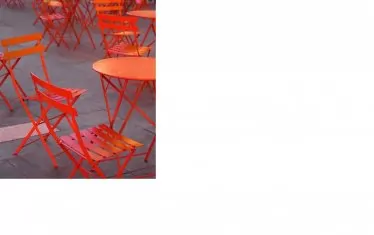 ВИЗИЯ Тези масички трябва също да намерят място на "Славейков".