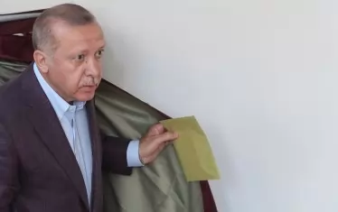  Загубата на икономическата столица на Турция е особено болезнена за президента Реджеп Ердоган, чиято политическа кариера започна именно оттам. 