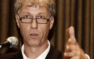   Ханс Бруйнинкс, изпълнителен директор на ЕАОС:
 „Нашият доклад потвърждава, че усилията на държавите членки през последните 40 години главно в
пречистването на отпадните води са дали резултат."