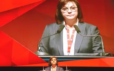 Корнелия Нинова отново избяга от директен коментар за кандидатурата на Иван Гешев и какво смята БСП. Просто подаде топката на Борисов, която той отигра.