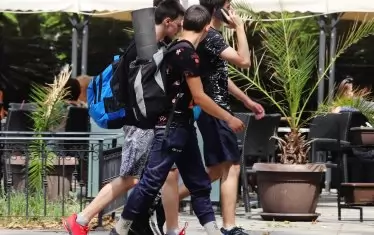 Колко ли евросредства, предназначени за образователна мобилност по "Еразъм+", са дадени на кухи фирми? Никой не може да каже... 