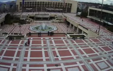 Новият площад на Благоевград - друга община с наложена корекция.