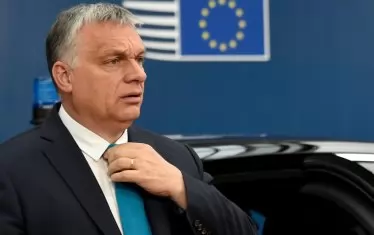 Партията на Орбан смекчава тона и иска да остане в ЕНП