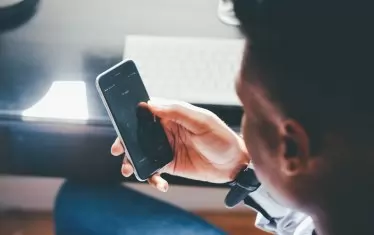 Идеята на либра е да се даде възможност на всеки по света да използва валута, която му позволява да купува стоки и да изпраща пари безпроблемно, дори и да няма банкова сметка.