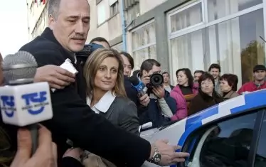 Корупционният скандал в Португалия тръгва от биографична книга на Каролина Салгадо - бивша любовница на Пинто да Коща, която обвинява него и няколко съдии в корупция и агресивни методи.